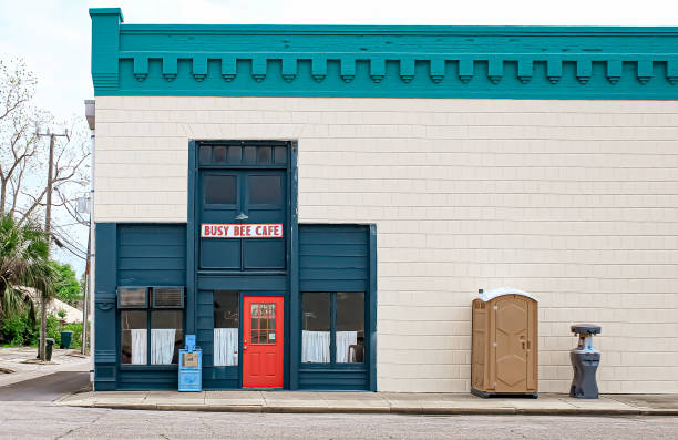 Best Portable bathroom rental  in New Lno, LA